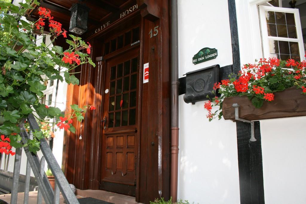 Hotel Gasthof Zu Den Linden Oberhundem المظهر الخارجي الصورة